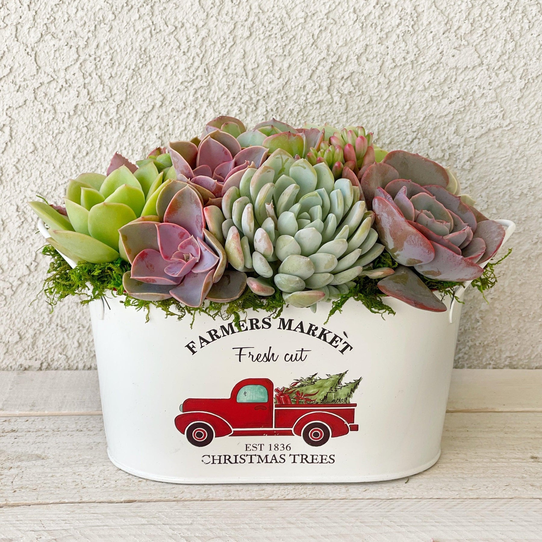 Farmhouse Christmas Planter.