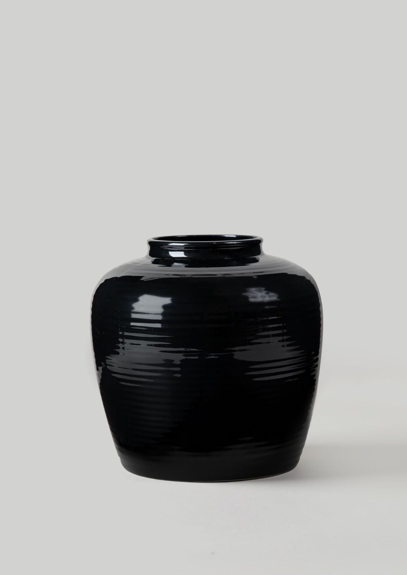 Glazed Afloral Ribbed Stoneware Table Vase in Noir - 8"-Vases-The Succulent Source